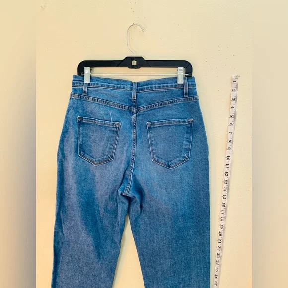 Fashion Nova High Waist Baggy Ankle Length thick texture jeans.Size:13(W30) - Picture 4 of 8